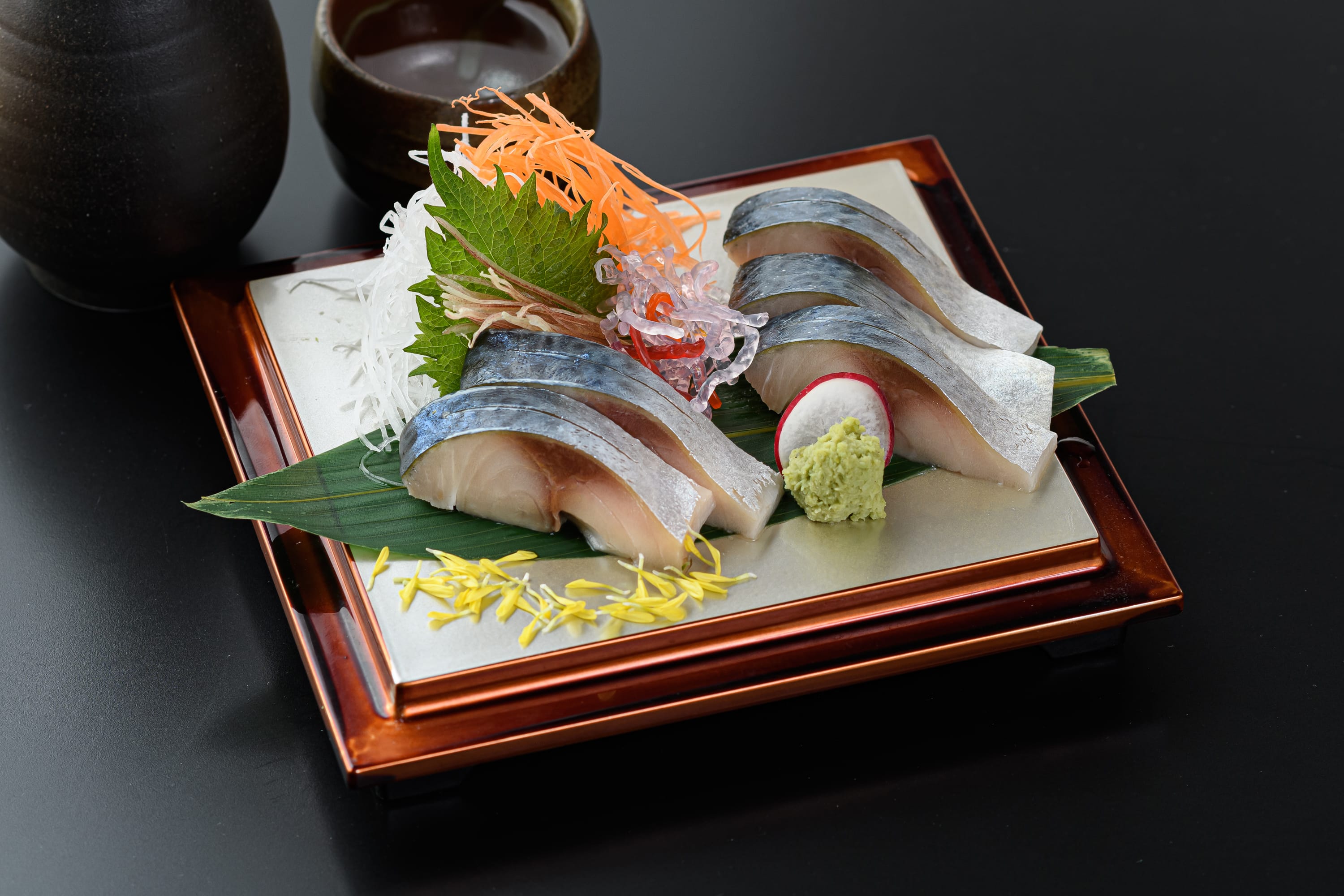 〆鯖のお造り